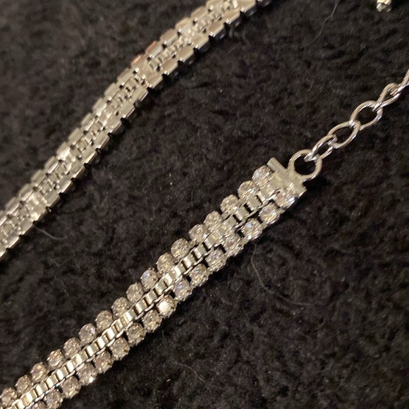 NWT Double Crystal Faux Diamond Adjustable Necklace & Earrings Bling Set - Picture 4 of 14
